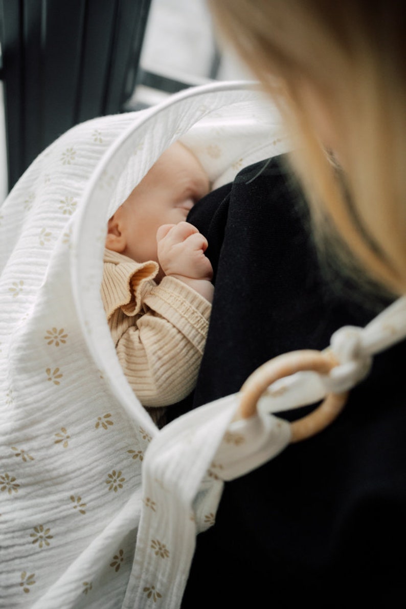 Ein tolles Geschenk zur Geburt, zur Taufe, zum Muttertag... Musselin Double Gauze Baumwolle Stillschürze Schal Atmungsaktiv Draht Creme Gänseblümchen füttern Nursing cover only