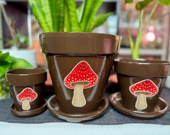 Hand-Painted Mushroom Flower Pot: Terracotta Dot Art Decor