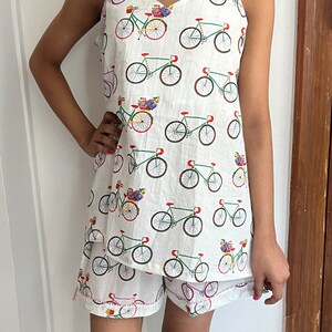 Loungeshort en topje met bandjes - Tour de France!