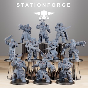 Socratis Zealots | StationForge | 10x 28mm scale fanatical characters | Oh, I guess it would be nice... | Choose no base, 32mm or 40mm round