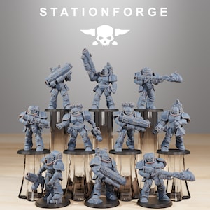 Socratis Ravagers | StationForge | 10x 28mm characters with rockets, flamer, grenade launcher per soldier | Choice of 40mm, 32mm or no bases