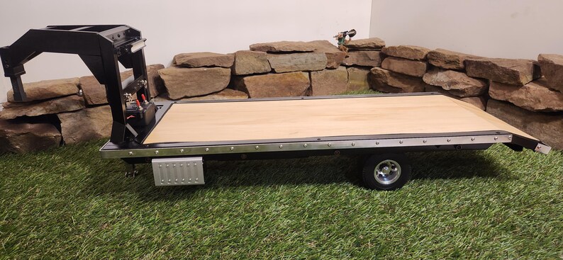 1/10 Scale Gooseneck RC Flat Bed Trailer W/lights and Leaf Spring ...