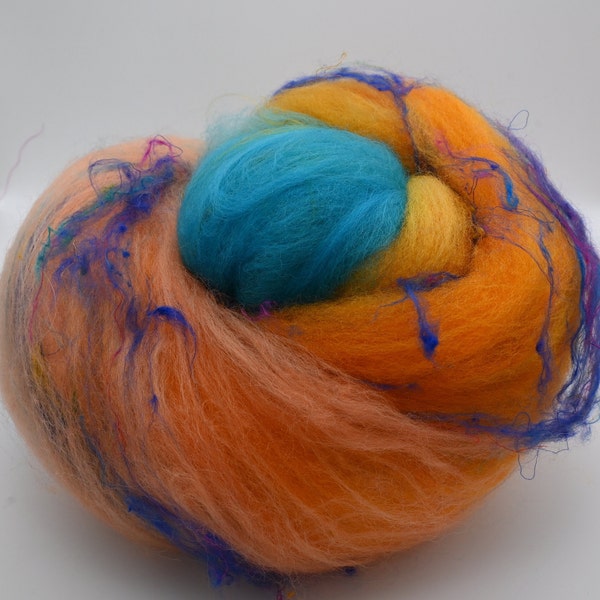 Textured art batt for spinning or felting