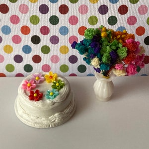1:6 Scale Colorful Flowers Vanilla Cake - Dollhouse Miniature Food