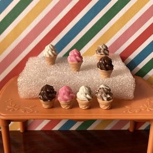 1:12 Scale Ice Cream Cones and Ice Cream Cups - Dollhouse Miniature Dessert