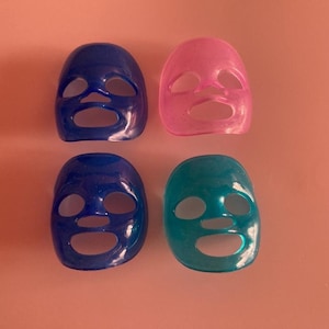 1:6 Scale 2 ct. Doll Spa Facial Masks - Dollhouse Miniature Accessory
