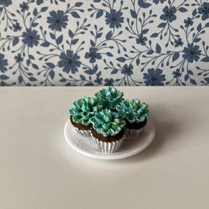 1:6 Scale Blue Green Carnation Cupcakes - Dollhouse Miniature