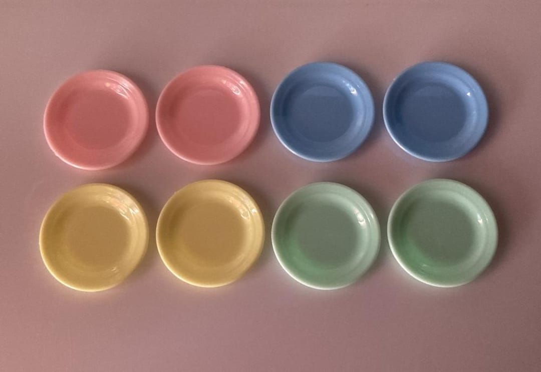 1:6 Scale Pastel Plates - Dollhouse Miniature Dishes - Etsy