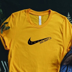 JDM Just Drift It Classic Unisex T-Shirt JDM T-Shirt, Auto-Typ-Geschenk, Auto-Liebhaber, Auto-Enthusiasten Geschenke, Geburtstagsgeschenk, Geschenk für ihn, Ehemann