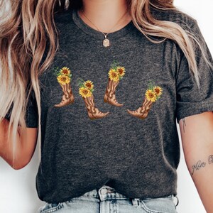 Cowgirl Boots Shirt, Country Concert Shirt, Western Graphic Tee, Oversized Graphic Tee, Cute Country Shirts, Cowgirl Shirt, Western