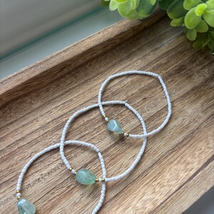 White crystal bead bracelet