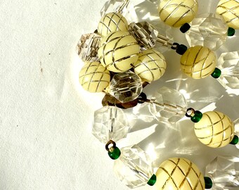 Collier Deux Rangs De Perles Dorées En Plastique - Occasion Comme Neuf