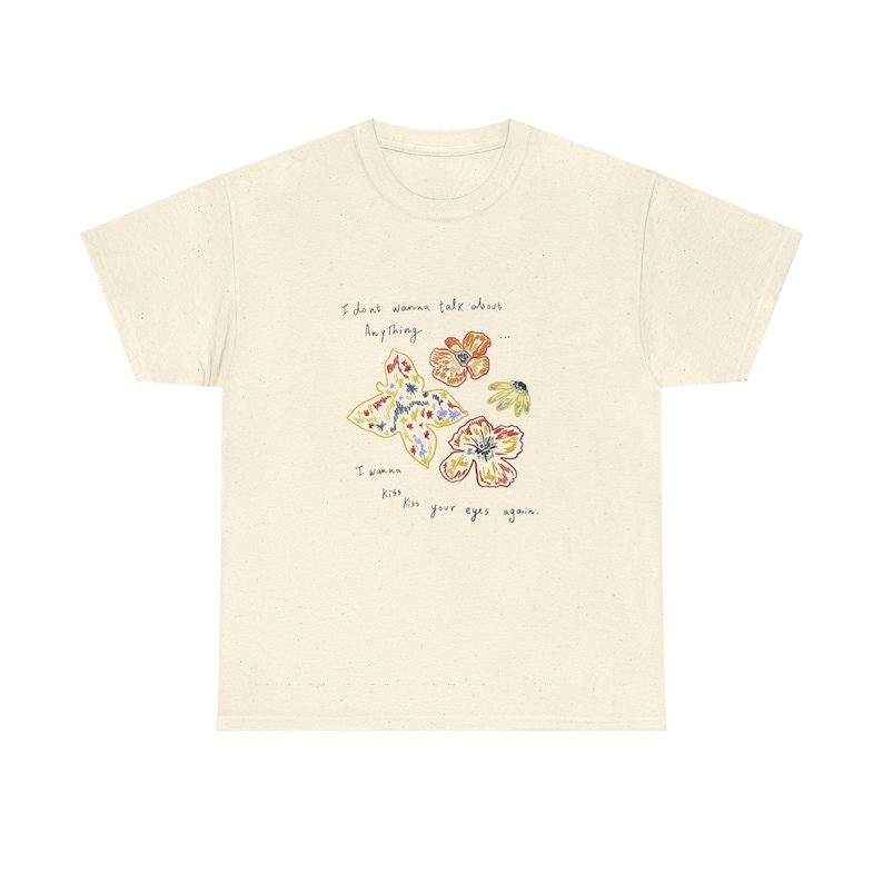 Adrianne Lenker cualquier cosa / quiero besar tus ojos otra vez / diseño de camiseta con letra canciones álbum imagen 3