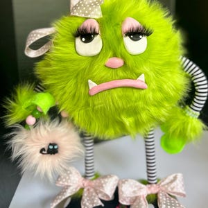 Green Fury Monster, Monster Wreath Attachment, Halloween Wreath Attachment, Cute Monster Decor, Cute Monster Wreath Attachment, Girl Monster