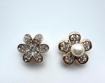 Rhinestone Daisy Shoe Charms: Sparkly Clog Accessories Diamanté Floral Gift Ideas Bling Flowers Pearl Clog Charm