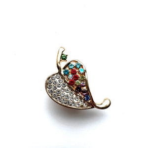 Sparkly leaf shoe charms - diamanté accessories - daisy charm - birthday gift - sparkly clog accessory - funky shoe clip - rhinestone charm