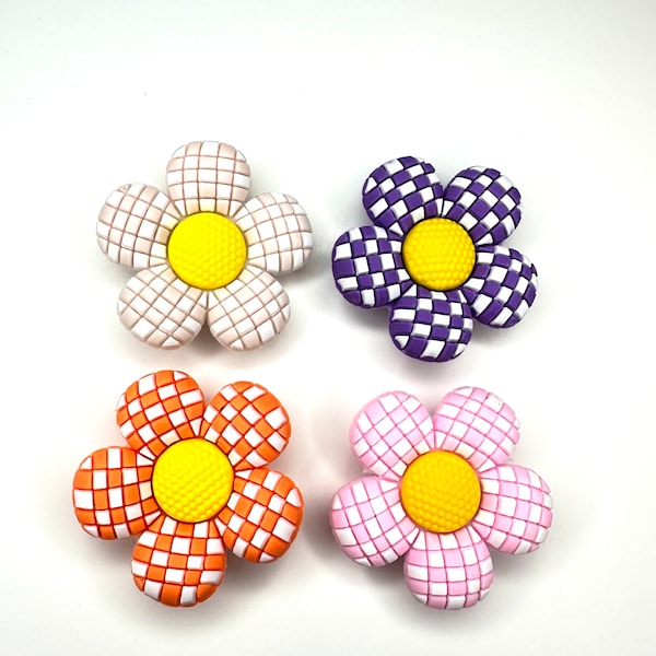 Floral shoe charms - daisy accessories- gardening clog charm - gingham - pastel shoe button - y2k clog charm - colourful pvc decoration