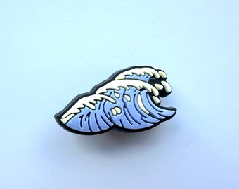 Purple Wave Clog Charm: Surfing Shoe Accessory
