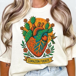 Corazón Fuerte Rundhalspullover | Poderosa Chingona Stil | Vintage Shirt Geschenk | Starkes Herz Latein Bekleidung | Mexikanisch Inspirierte Kunst S