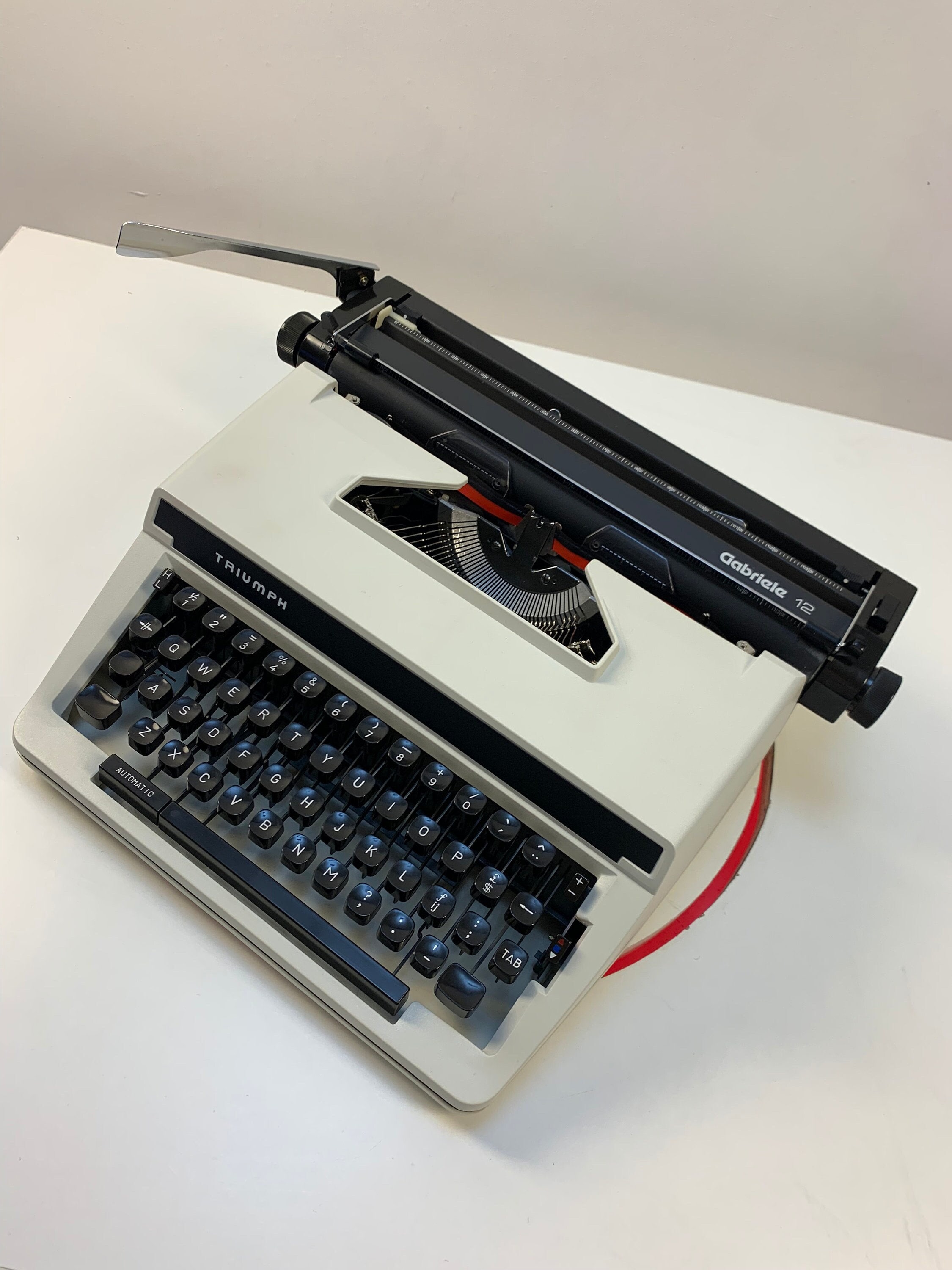 Typewriter Triumph Gabriele 12 With German Keyboard Vintage