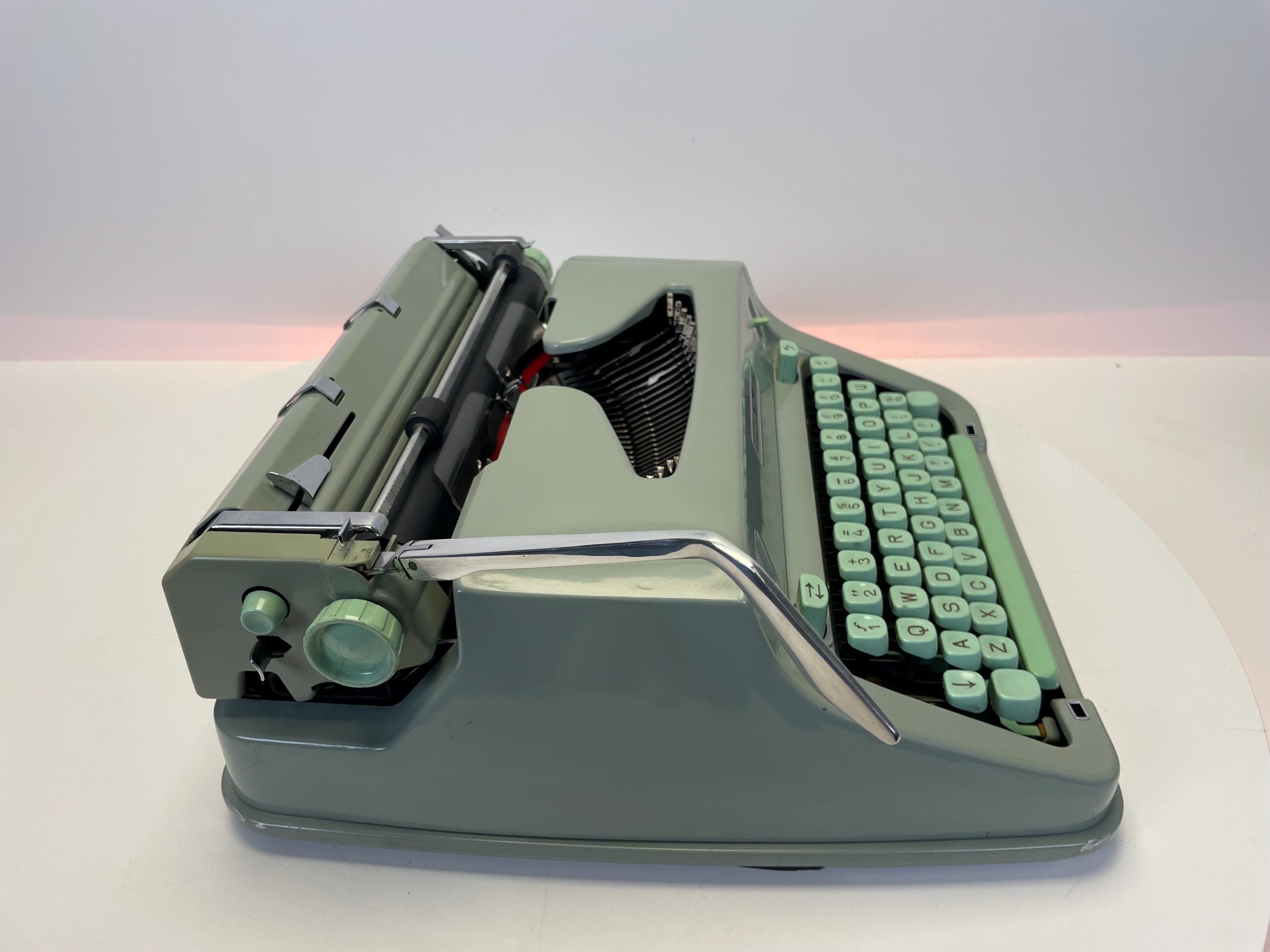 エルメスHermes Media 3 タイプライター ヴィンテージ エルメス メディア 3 タイプライター (1967