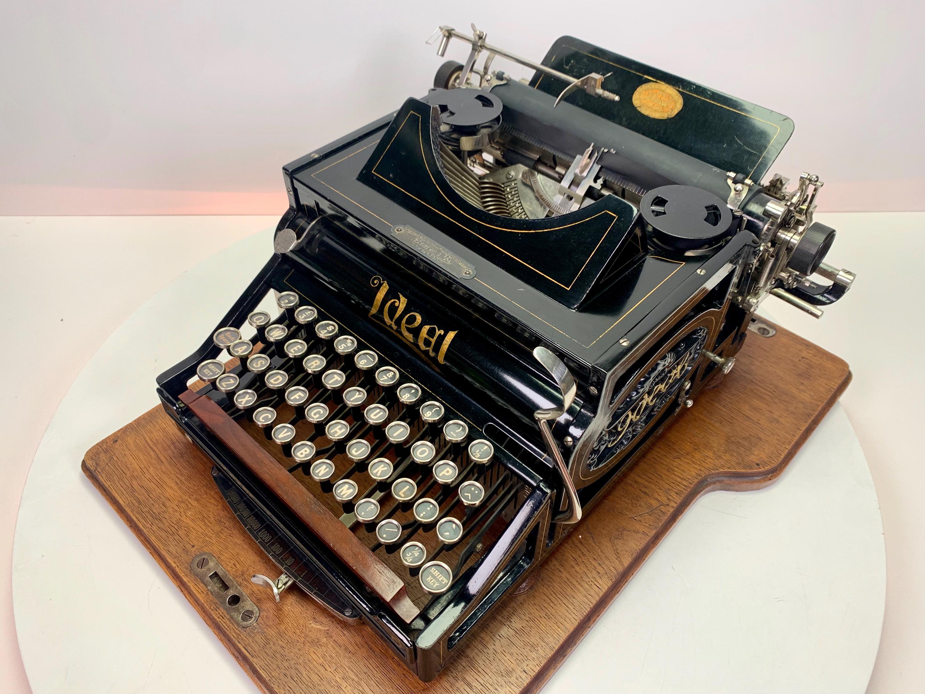 Juwel model 3 typewriter - Etsy 日本