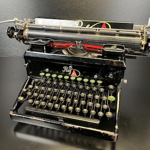Máquina de escribir de escritorio Ruf (la Hermes), excepcional (número de serie: 508890), totalmente funcional, con mantenimiento y limpieza, estado 3 estrellas.