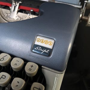 Japy Script Vintage Typewriter, QWERTY, (No.407466), Functional, Serviced and Cleaned Typing Machine, 4* -Star Condition image 10