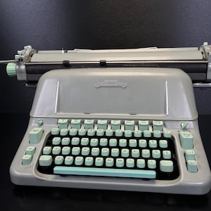 Hermes ambassador typewriter - Etsy 日本