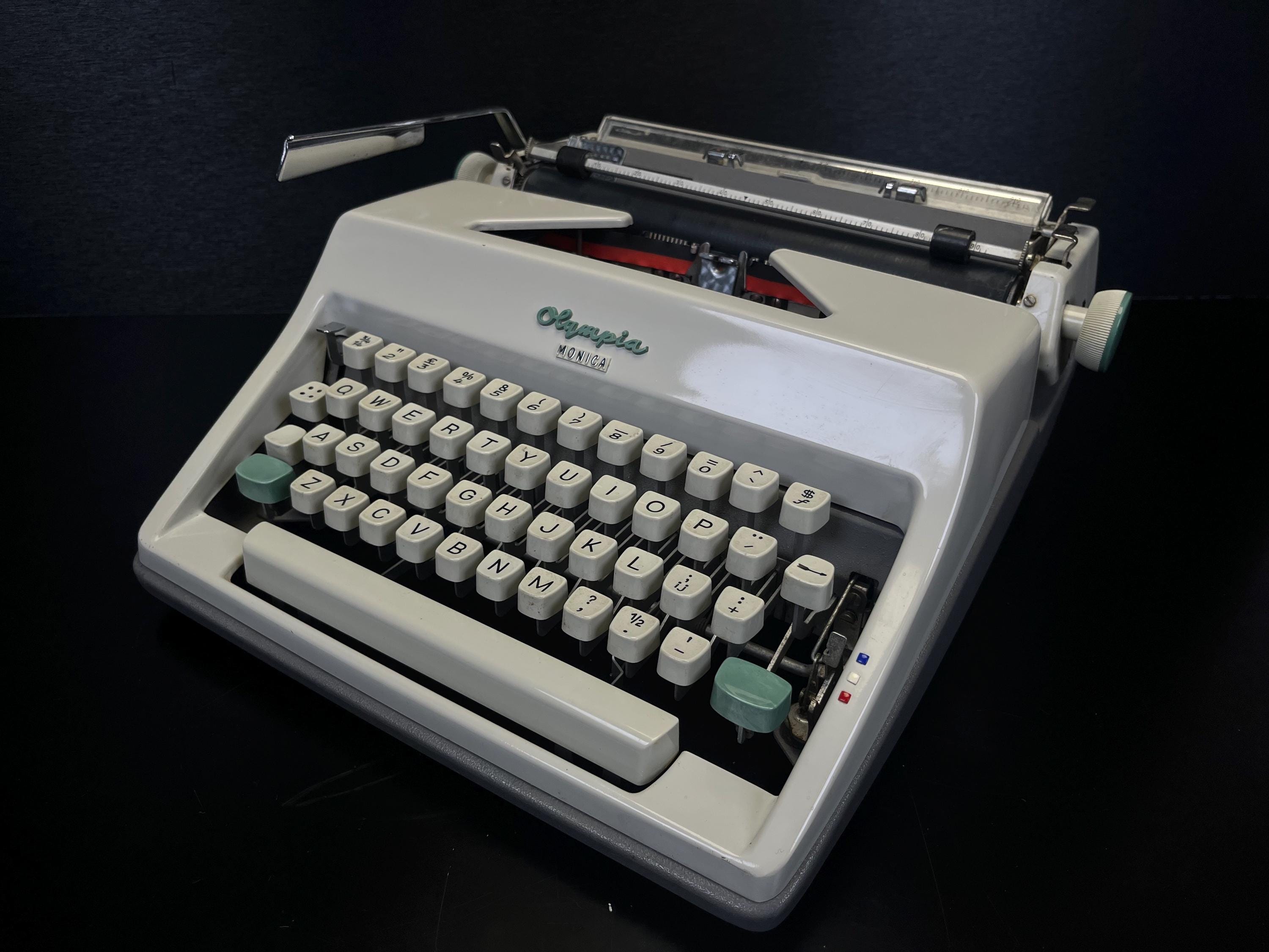Olympia typewriter - Etsy 日本