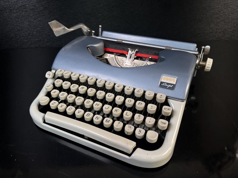 Japy Script Vintage Typewriter, QWERTY, (No.407466), Functional, Serviced and Cleaned Typing Machine, 4* -Star Condition image 1