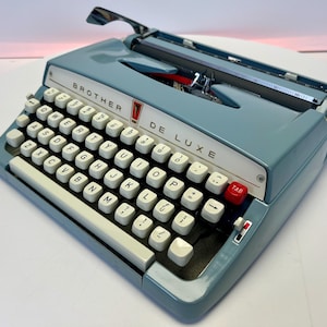 Vintage Brother JP1 Deluxe Typewriter (1966) Baby Blue Beauty