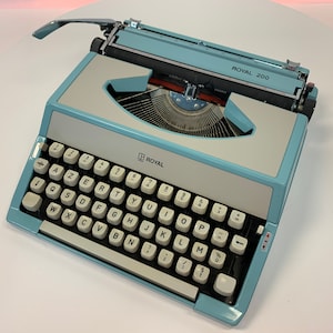 Máquina de escribir vintage Silver-Seiko Royal 200, 1973, combinación de colores única, máquina de escribir portátil, experiencia de escritura suave y confiable
