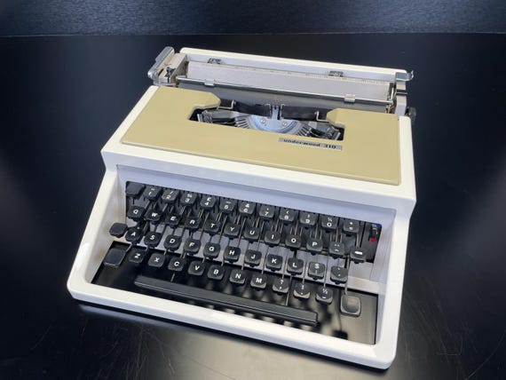アンダーウッド 310 タイプライター (シリアル番号 026943)、完全機能