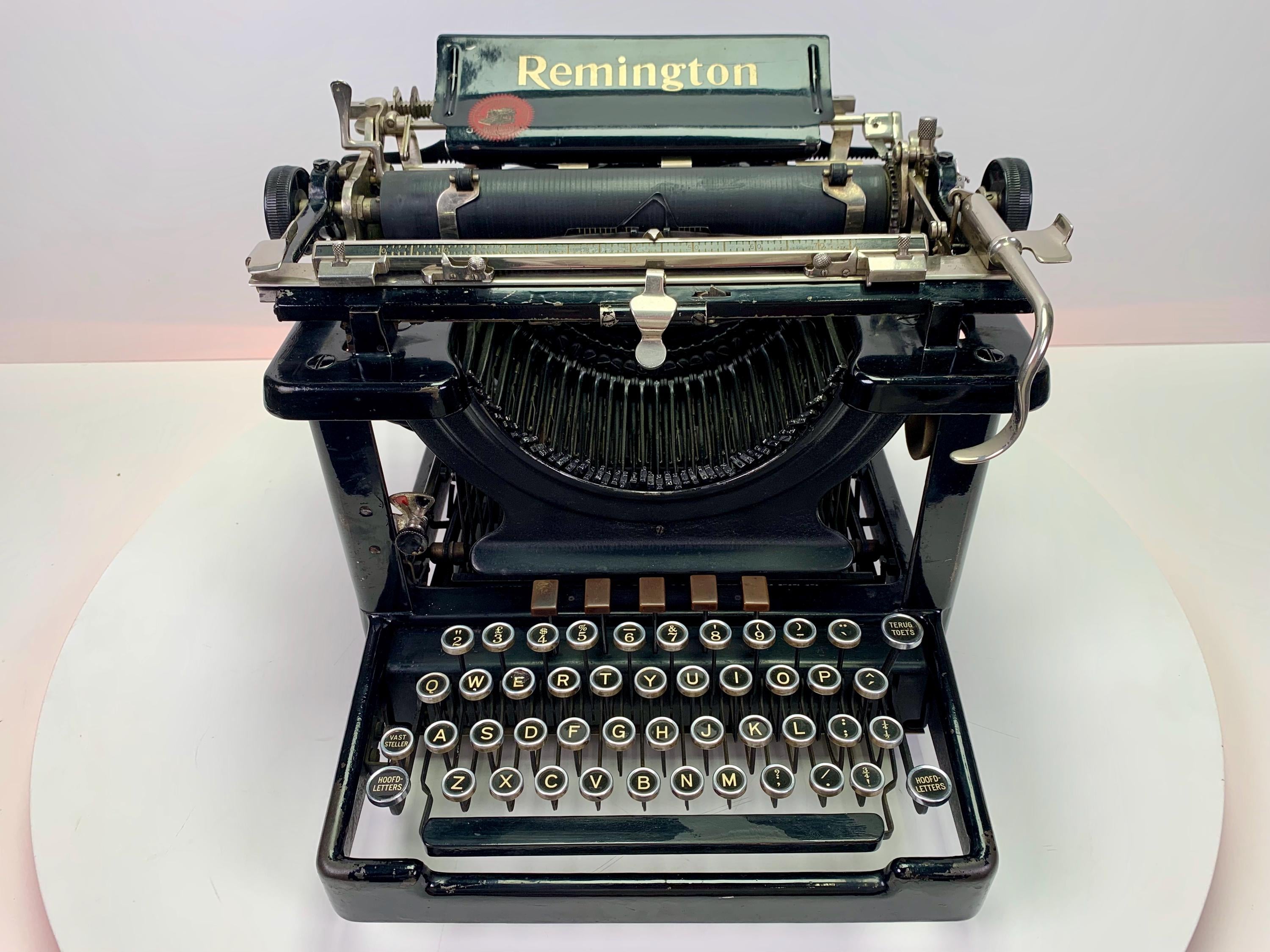 レミントンNo. 11 タイプライター – アンティーク 1915 (シリアル番号
