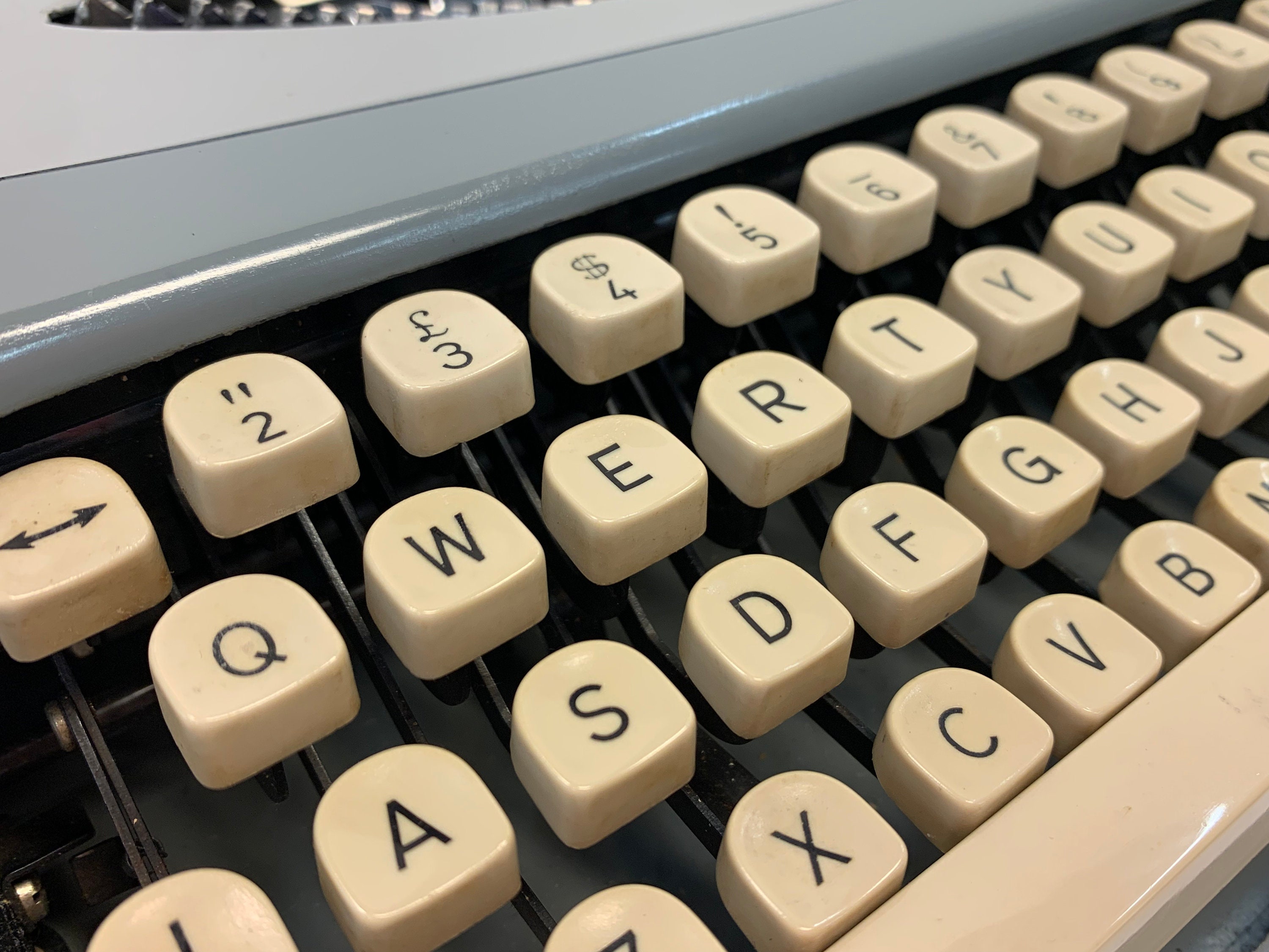 ヴィンテージ ロイヤル ライト ポータブル タイプライター、1959