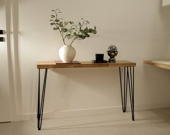 Table console en chêne massif fait main avec design moderne | Hauteur 77 cm | Profondeur 14,5 cm | Largeur 30 - 120 cm.