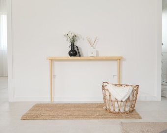 Table console en bois massif faite main avec un design moderne | Hauteur 75 cm. | Profondeur 14,5 cm. | Largeur 30 - 120 cm.