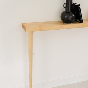 Handgefertigter Konsolentisch aus Massivholz mit modernem Design Höhe 75 cm. Tiefe 14,5 cm. Breite 30 120 cm. Bild 4