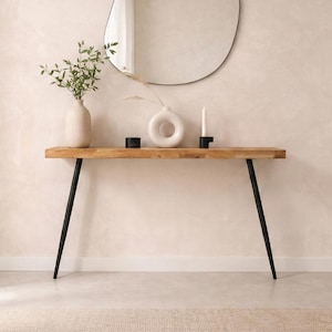 Console en chêne massif, design moderne, finition élégante. Hauteur 75 cm, Profondeur 14,5 cm. Choisissez la largeur.