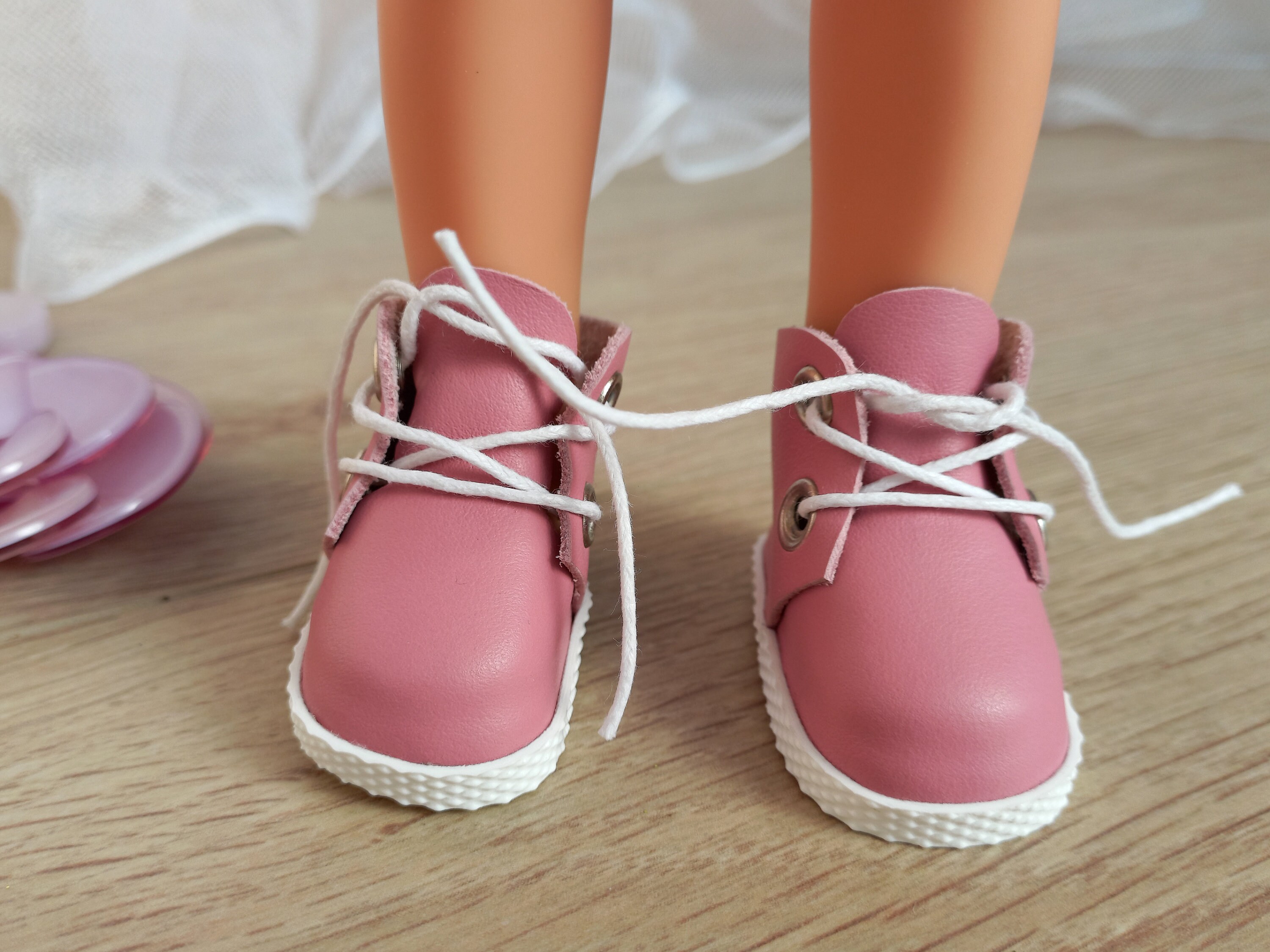 パオラ・レイナ用本革ドールシューズ、13インチドール用ブーツと衣装