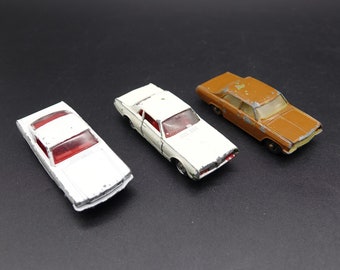 Set van 3 MATCHBOX Lesney speelgoedauto's. De Matchbox nr. 8 Mustang, nr. 36 Opel Diplomat en nr. 62 Mercury Cougar uit de jaren 60-70