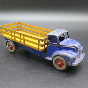 Vintage DINKY TOYS No 417 The Leyland Comet Lorry. Blue and Yellow Dinky Classic from 1949-54 Made in England Meccano LTD