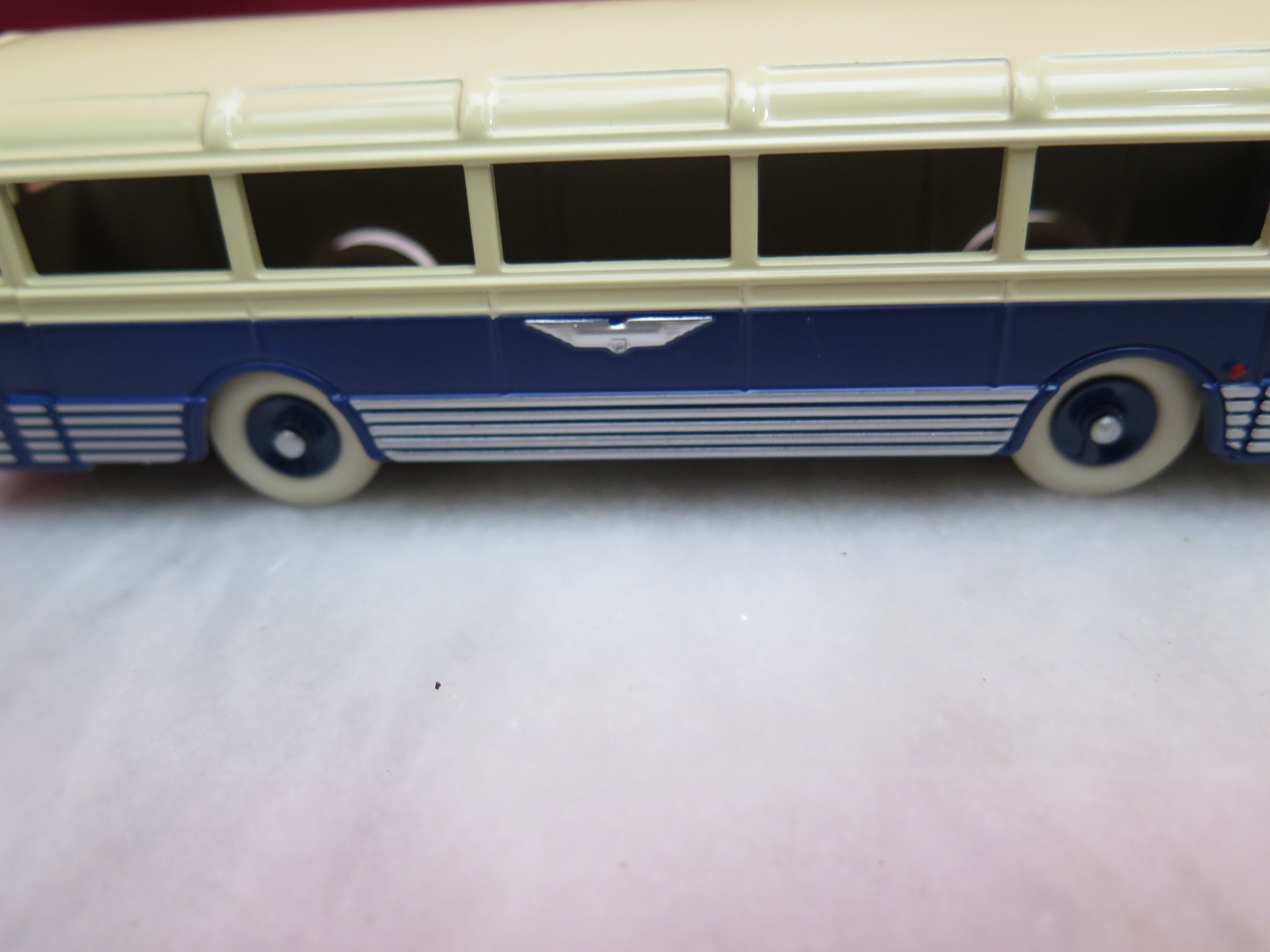 Jouet Dinky Toys Autocar Chausson Réf. 29 F - Réédition Atlas Neuve