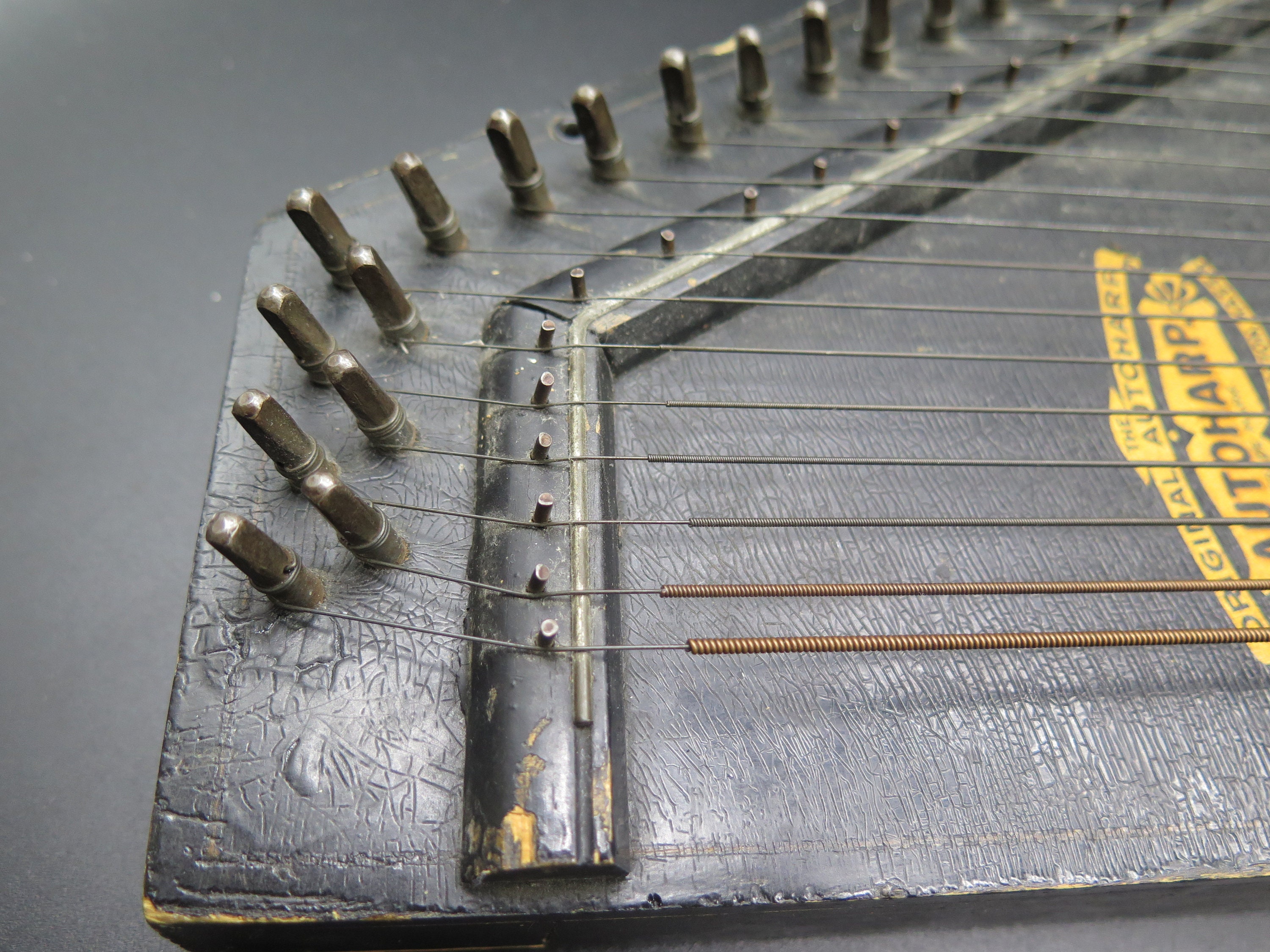 Vintage / Antique ZITHER the Favorite Autoharp. Zither Made in USA in