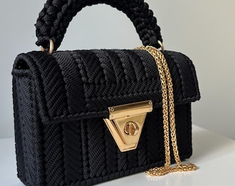CUSTOM HANDMADE Crochet Handbag , Personalized Color , Structured Top Handle Bag