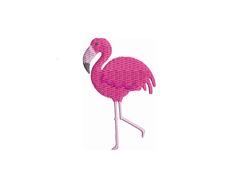 K&ouml;nnte beinhalten: Stickerei-Design eines rosa Flamingos mit einem einfachen, stilisierten Design. Der Flamingo steht auf einem Bein und hat den Kopf zur Seite gedreht.