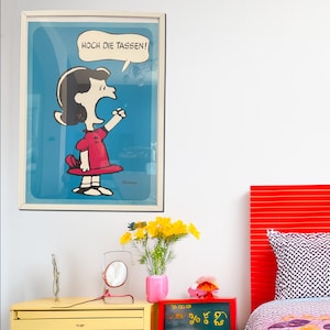 Poster originale Schultz, Charles M  - Peanuts / Snoopy - Lucy dal titolo Alzate le tazze! da Charles M. Schulz - (1970's)