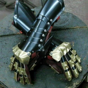 18 Gauge Steel Medieval Knight Gothic Pair Of Gauntlets Gloves Battle Warrior Armor Gloves Armour Fingers Gauntlets Halloween Gift