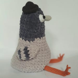 Crochet pattern Stevo the Pigeon | Amigurumi bird with hat | Plushie